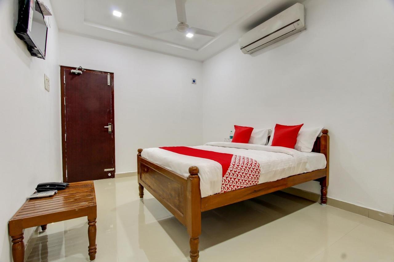 Hotel Oyo 69625 Mayuraa Residency Kumbakonam Exteriér fotografie