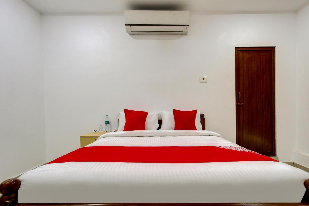 Hotel Oyo 69625 Mayuraa Residency Kumbakonam Exteriér fotografie