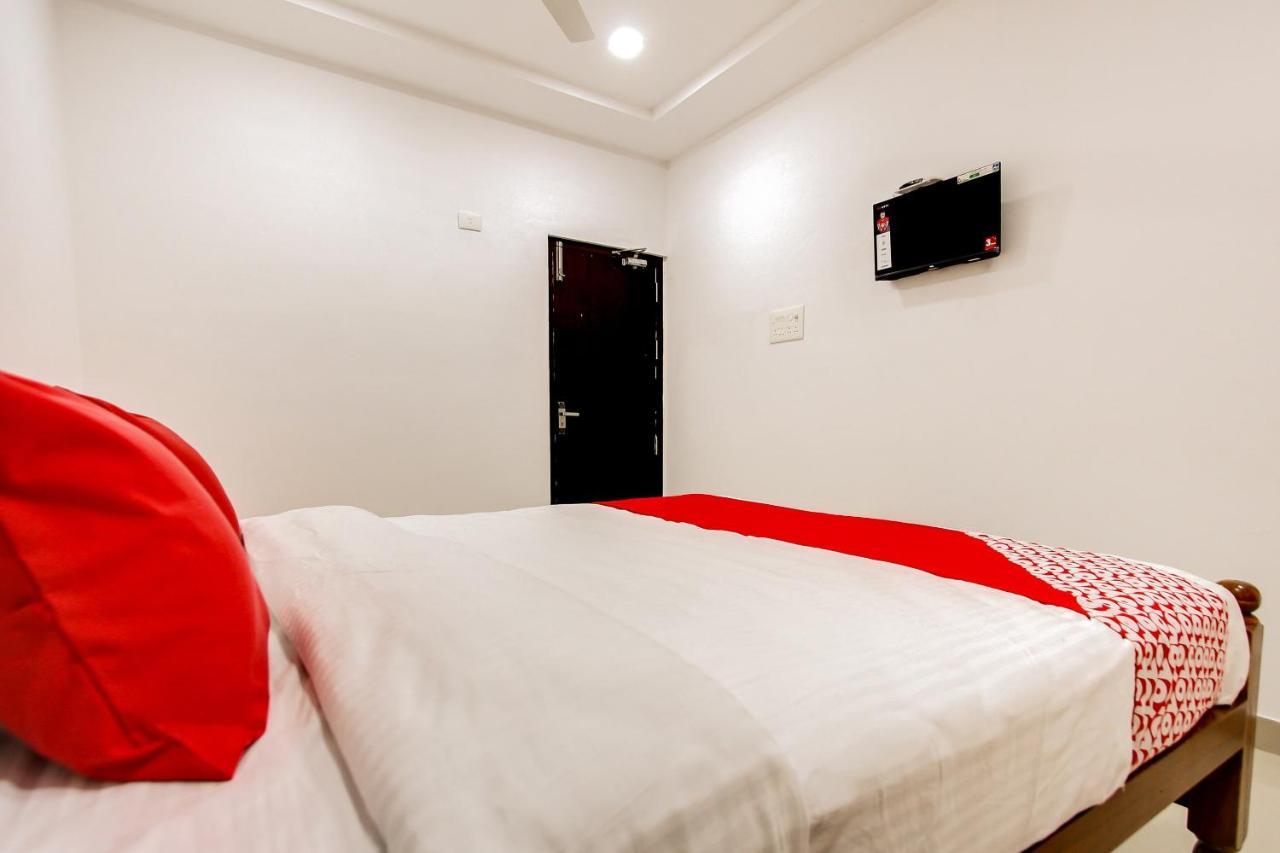 Hotel Oyo 69625 Mayuraa Residency Kumbakonam Exteriér fotografie
