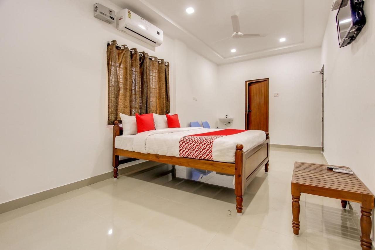 Hotel Oyo 69625 Mayuraa Residency Kumbakonam Exteriér fotografie